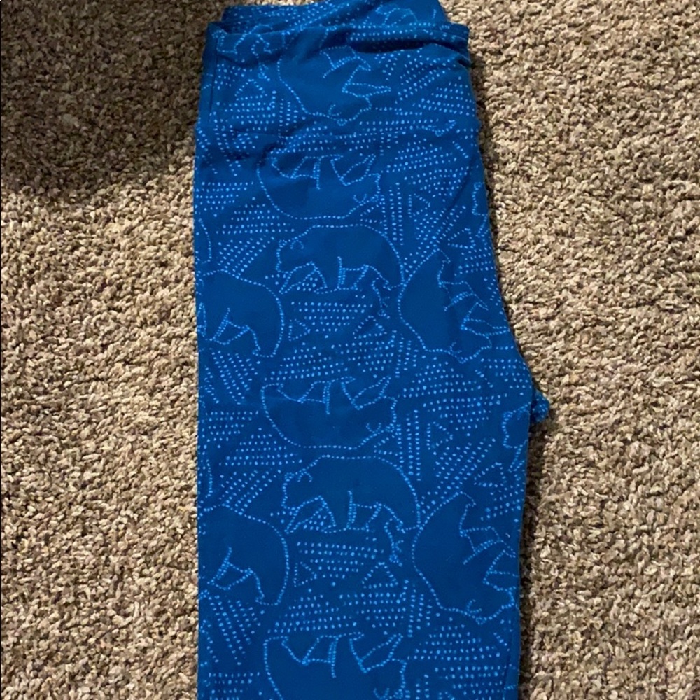 OS blue bear Lularoe leggings.